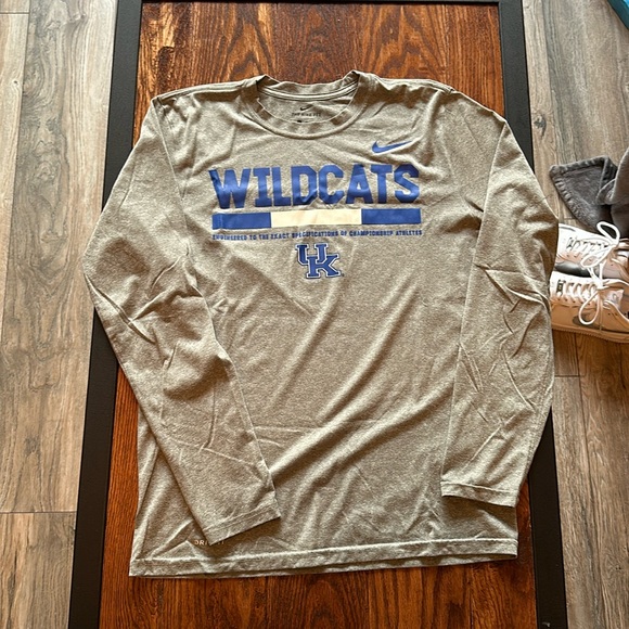 Nike Other - Nike Kentucky Long Sleeve